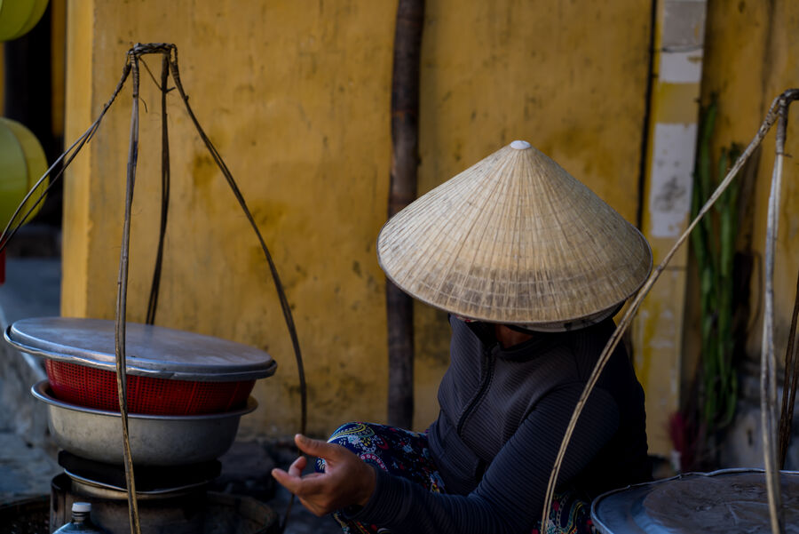 Hoi An, Vietnam 2017 — documentary photograph by Volkan Çolak